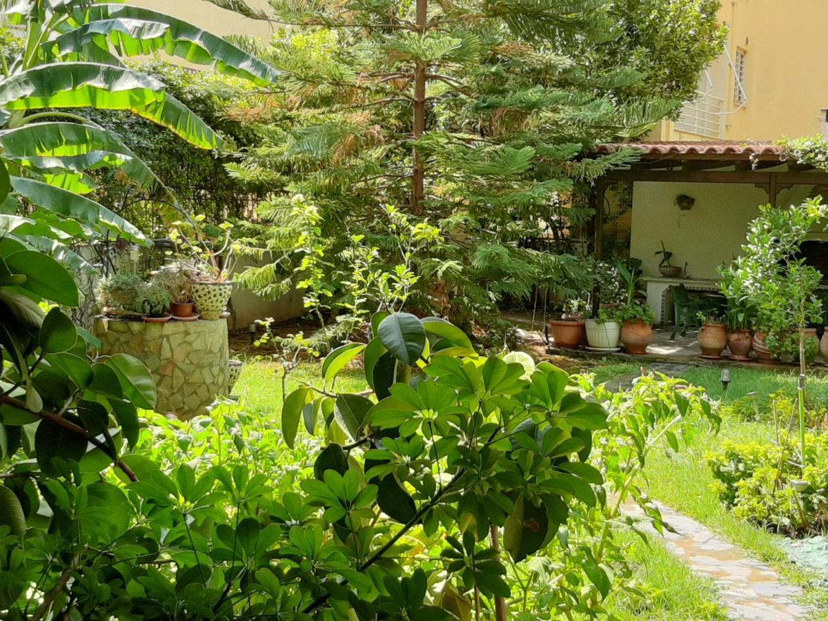 Lovely House أثينا المظهر الخارجي الصورة